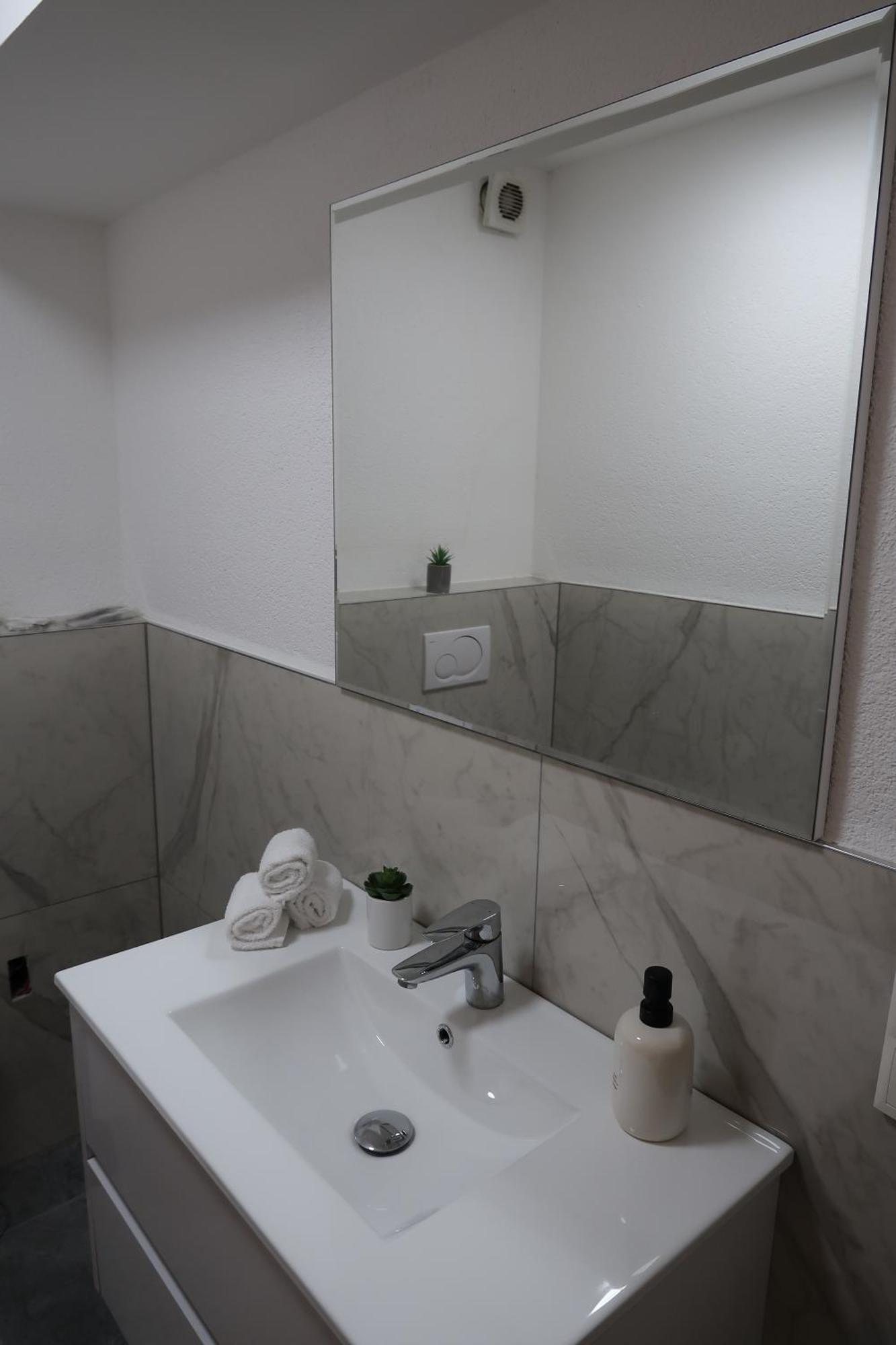 Old Apartment コブレンツ エクステリア 写真