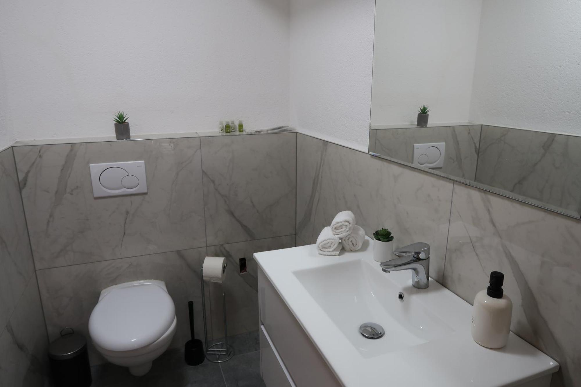 Old Apartment コブレンツ エクステリア 写真